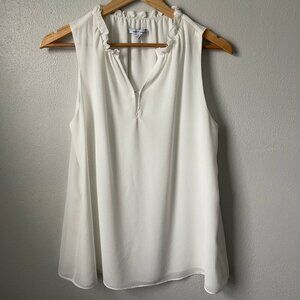 Naked Zebra Women's Ivory Sleeveless Blouse